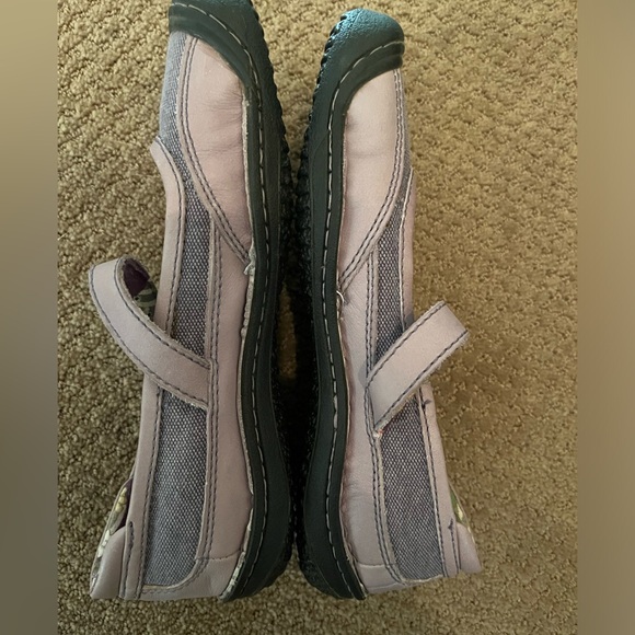 Keen women’s Mary Jane’s - Picture 7 of 7